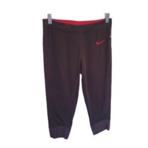 Nike Fit Dry black and red cropped legging size small